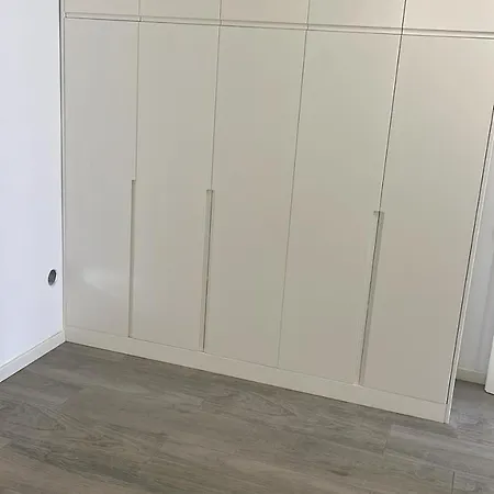 House Apartment *