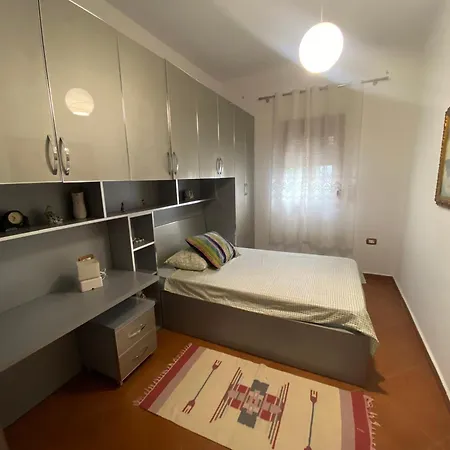 House Apartment *